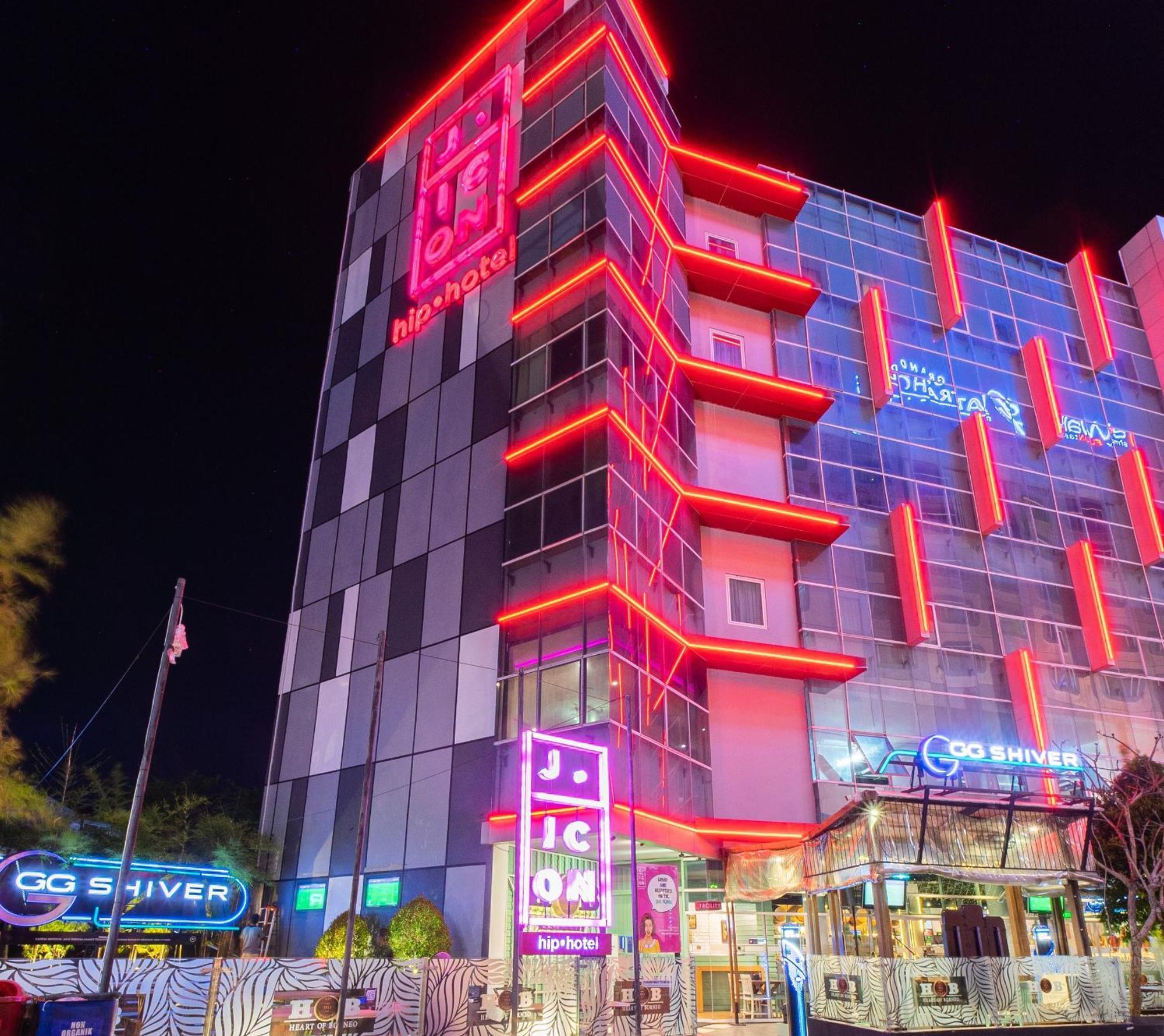 J Icon Hip Hotel Balikpapan  Exterior foto